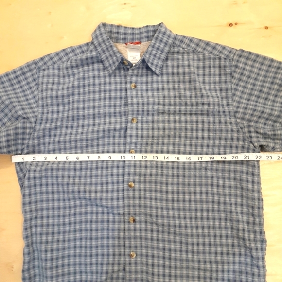 3 for $25 Sales Deal- The North Face Check Blue Shirt, Size M - Picture 5 of 16